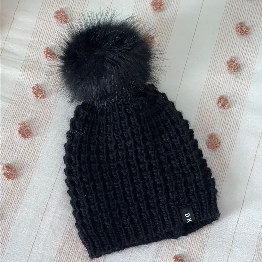 Black Knit Beanie with Pom Pom